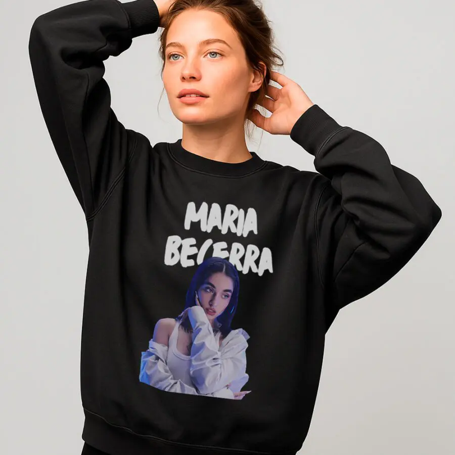 Buzo de Maria Becerra