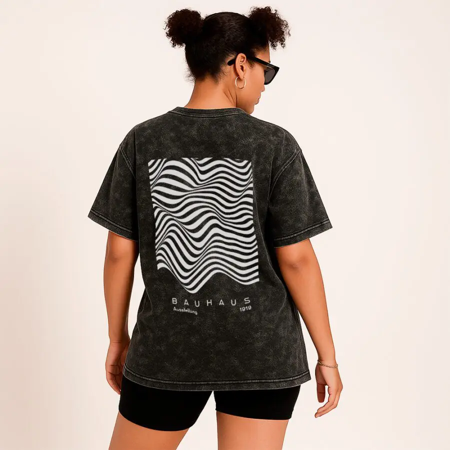 Remera Acid Wash de Bauhaus