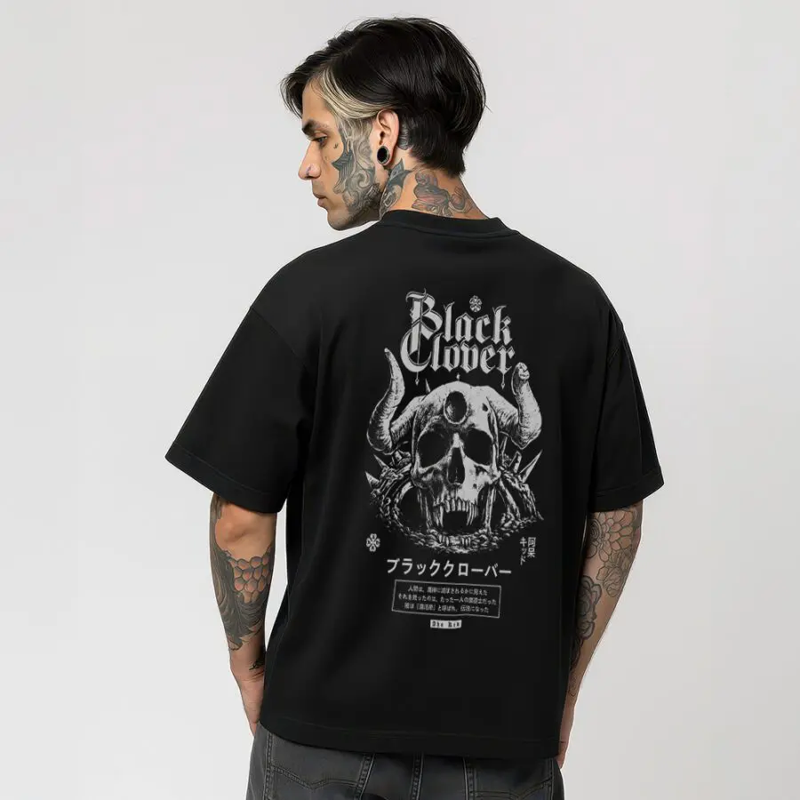 Remera de Black Clover