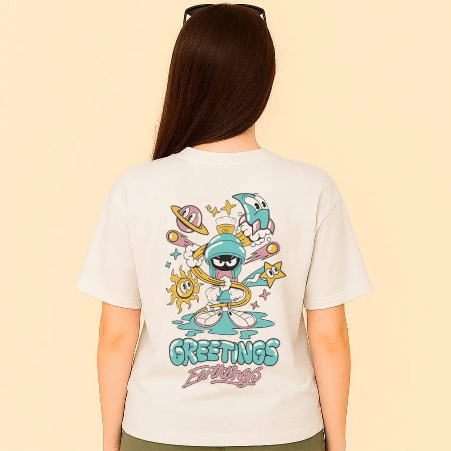 Remera de Greetings Earthings