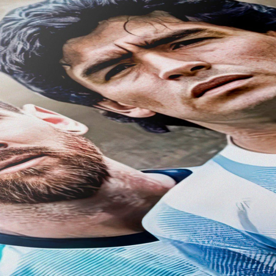 Messi & Maradona